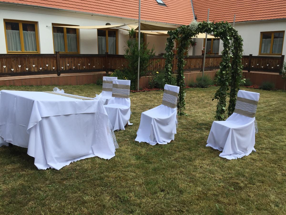 Levendula Porta Es Pajtaszinhaz Ξενοδοχείο Orfű Εξωτερικό φωτογραφία